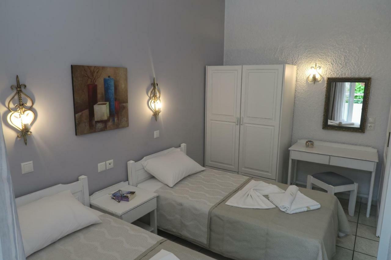 Maria Suites Platanés Exterior foto
